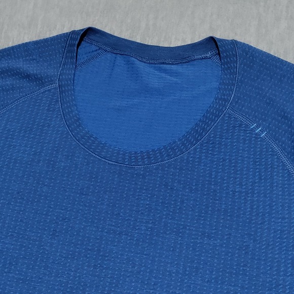 Lululemon Metal Vent Tech Shirt Mens Large Blue Athletic Running Training Tee - Picture 6 of 12